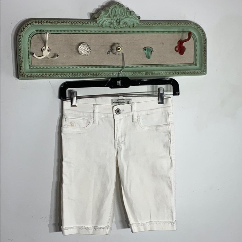 Abercrombie kids white denim cuffed Bermuda shorts 14